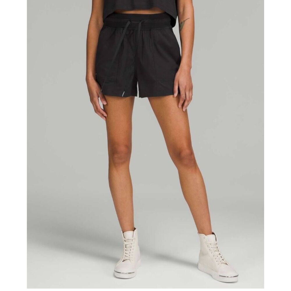 Lululemon Dance Studio High-Rise Short 3.5" Size 12 Black Athletic Loungewear - Picture 7 of 7